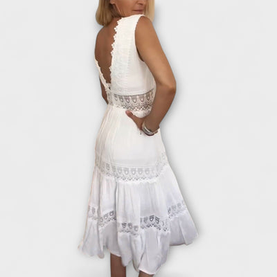 Aurélie - Elegantní krajková šaty s V výstřihem
